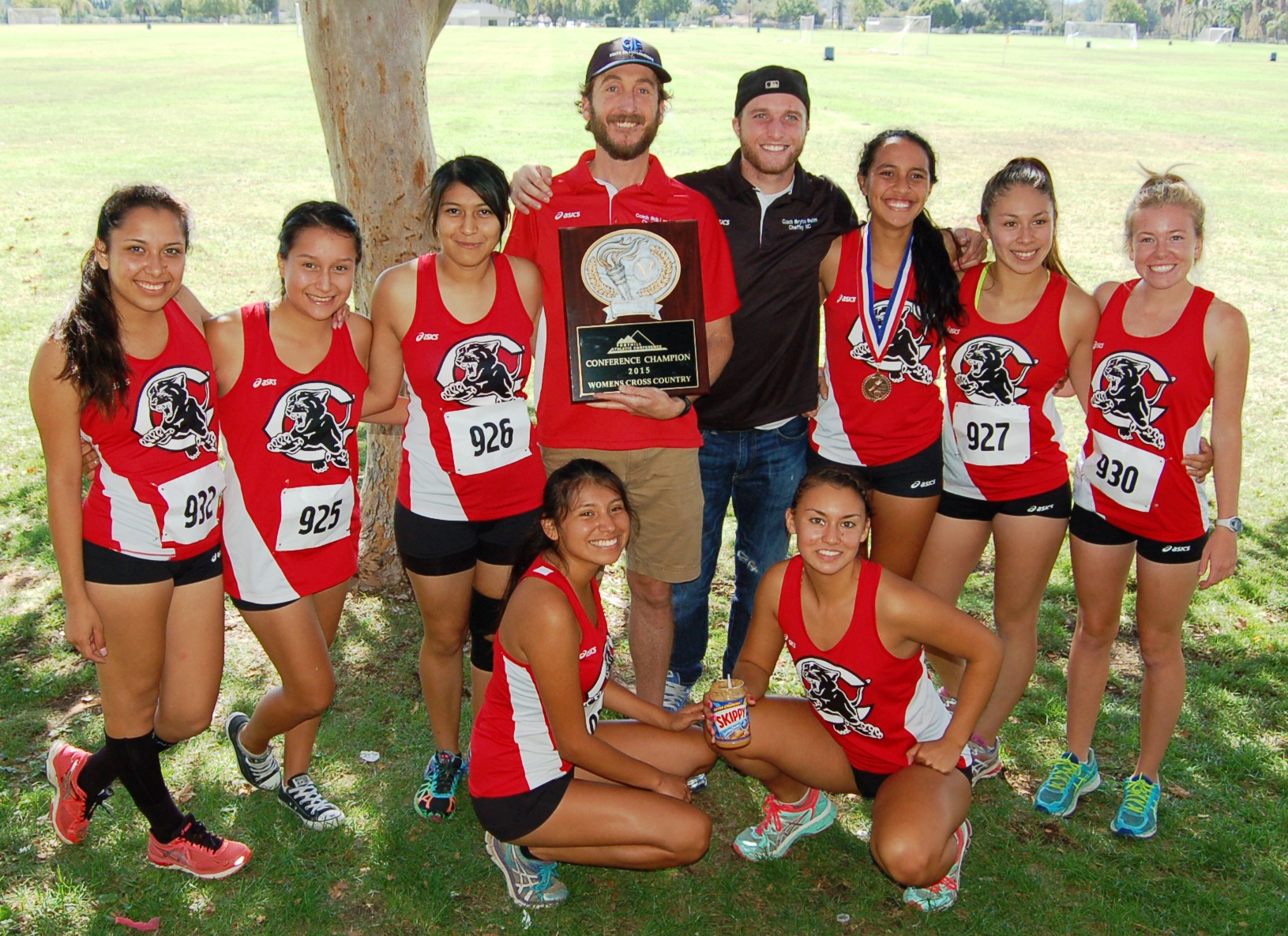 2015 women's cross country team